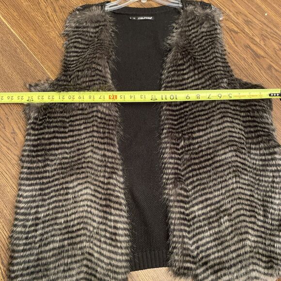 Maurice’s Faux Fur Vest Size 1 Open Front Striped Knit Back Crew Neck - Picture 4 of 11